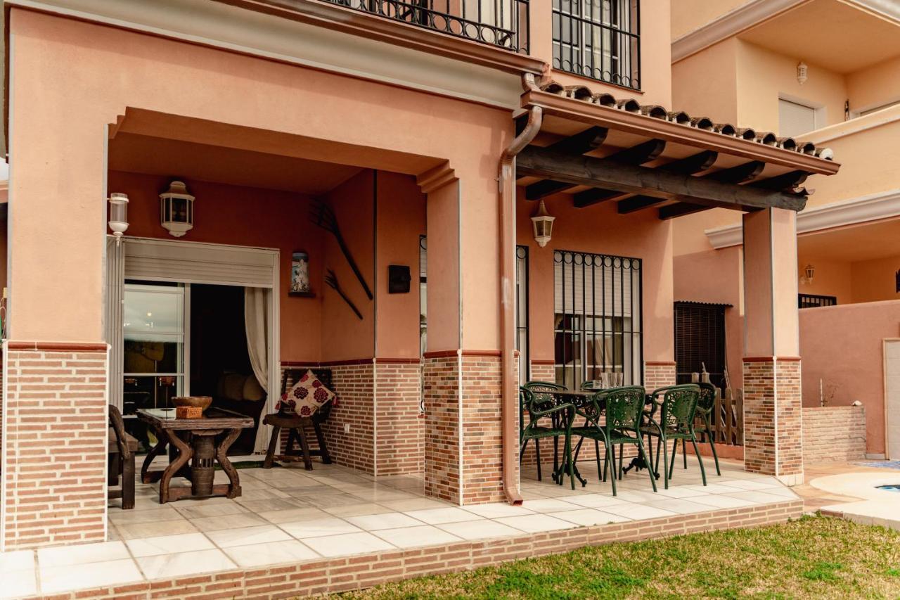 Villa Estilo Mediterranea Con Piscina, Jardin, Bbq Y Jacuzzi - Villa Bel Air Real Estepona Exterior photo