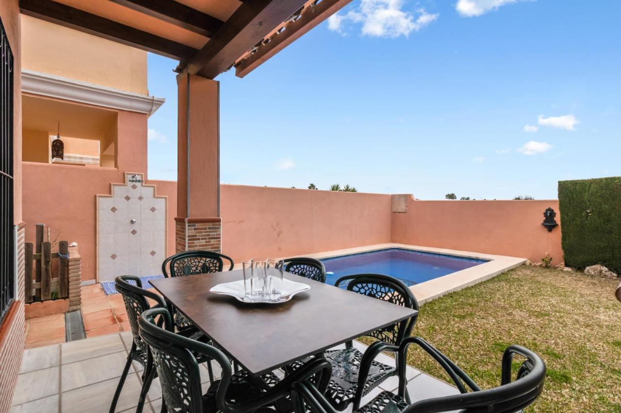 Villa Estilo Mediterranea Con Piscina, Jardin, Bbq Y Jacuzzi - Villa Bel Air Real Estepona Exterior photo